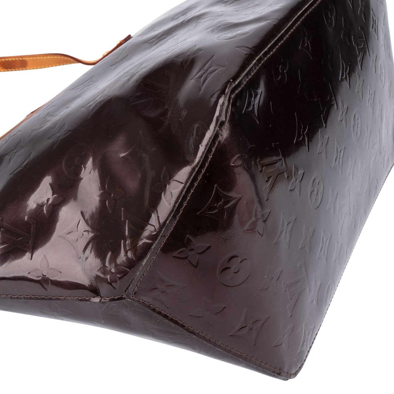 Louis Vuitton Louis Vuitton Vernis Monogram Bellevue Handbag Paars