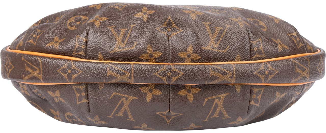 Louis Vuitton Louis Vuitton Canvas Monogram Croissant MM Shoulder Bag Bruin