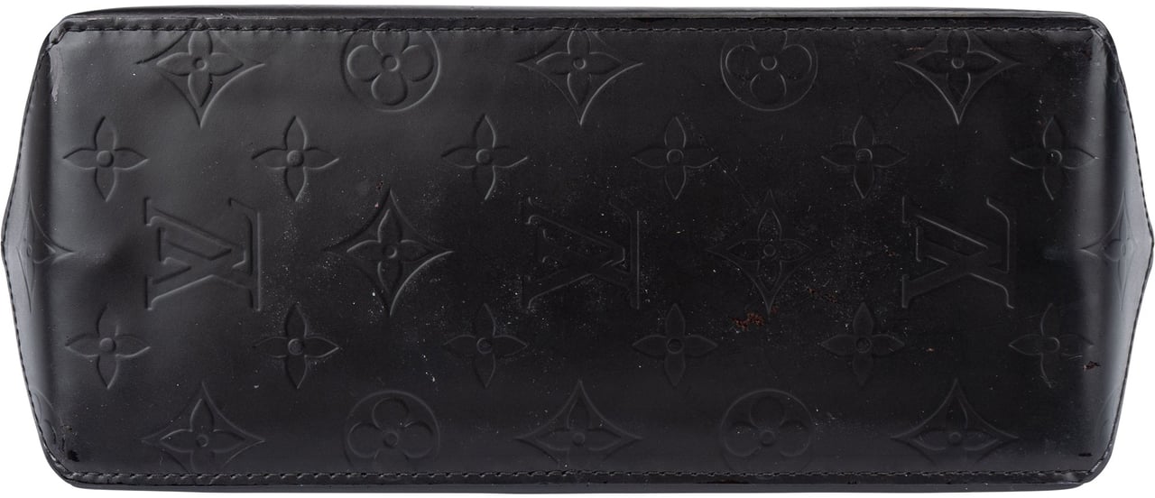 Louis Vuitton Louis Vuitton Vernis Monogram Reade PM Handbag Zwart