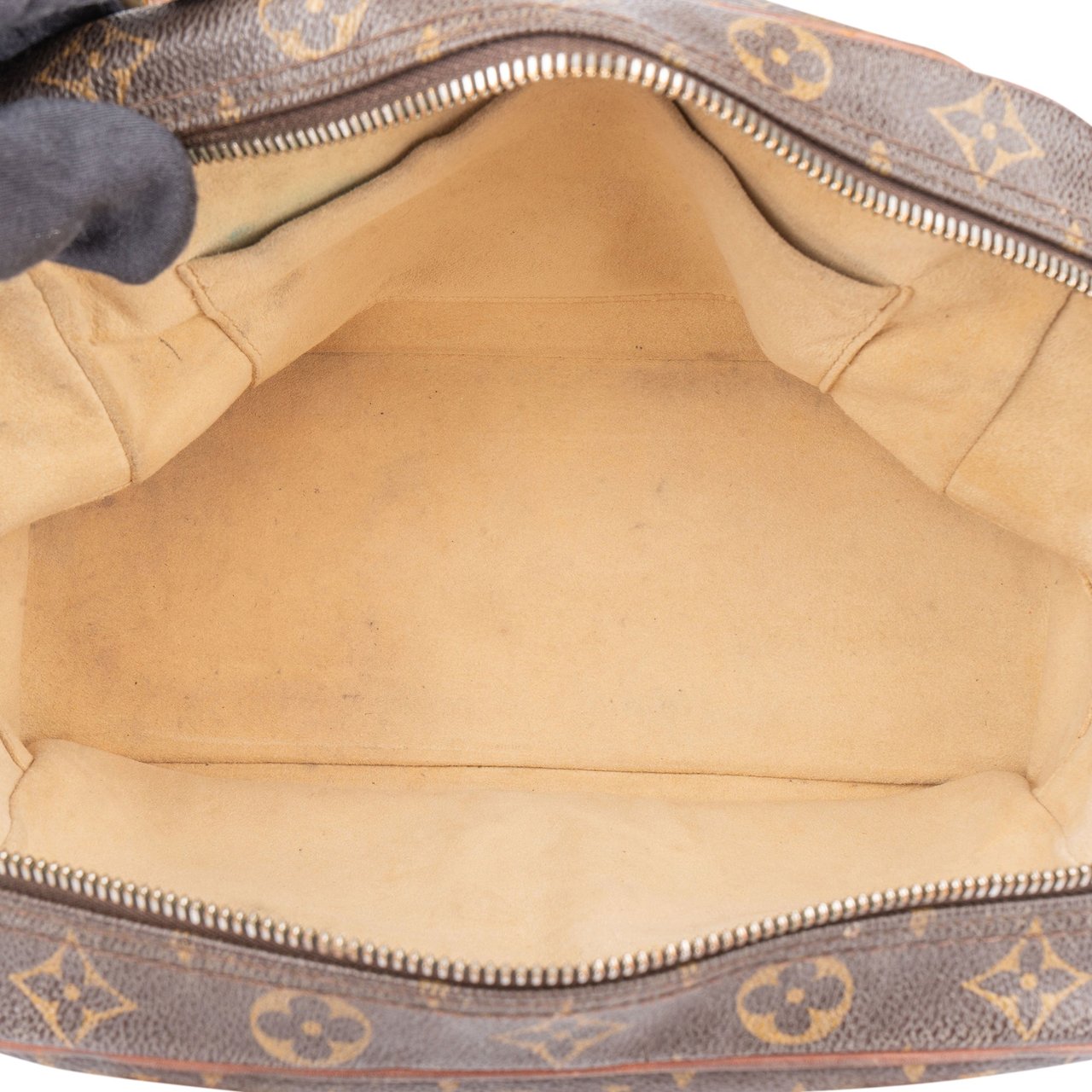 Louis Vuitton Louis Vuitton Canvas Monogram Manhattan PM Handbag Bruin