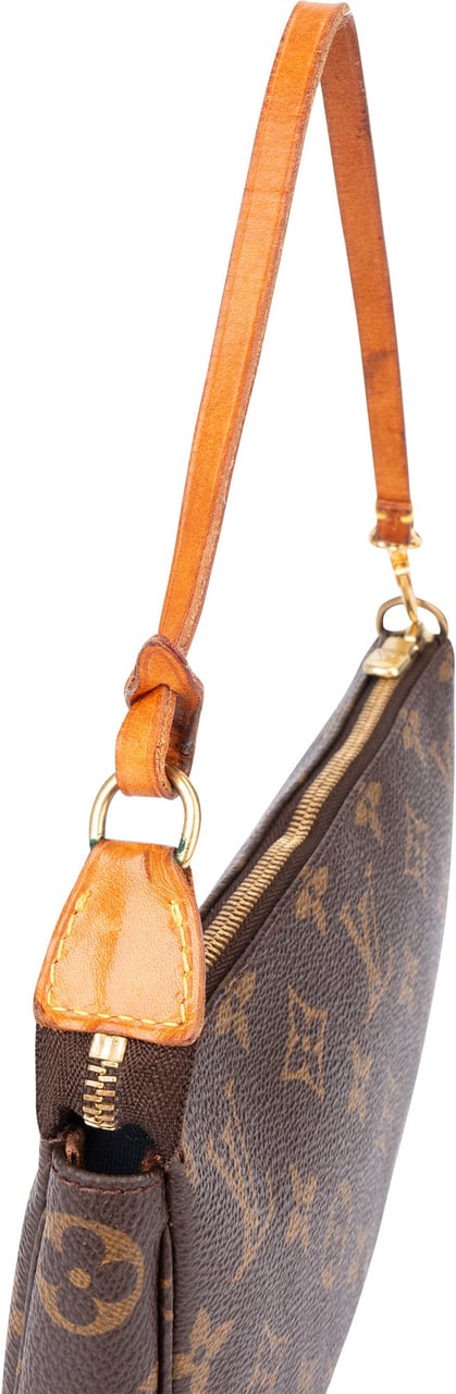 Louis Vuitton Louis Vuitton Canvas Monogram Pochette Accessoire Handbag Bruin