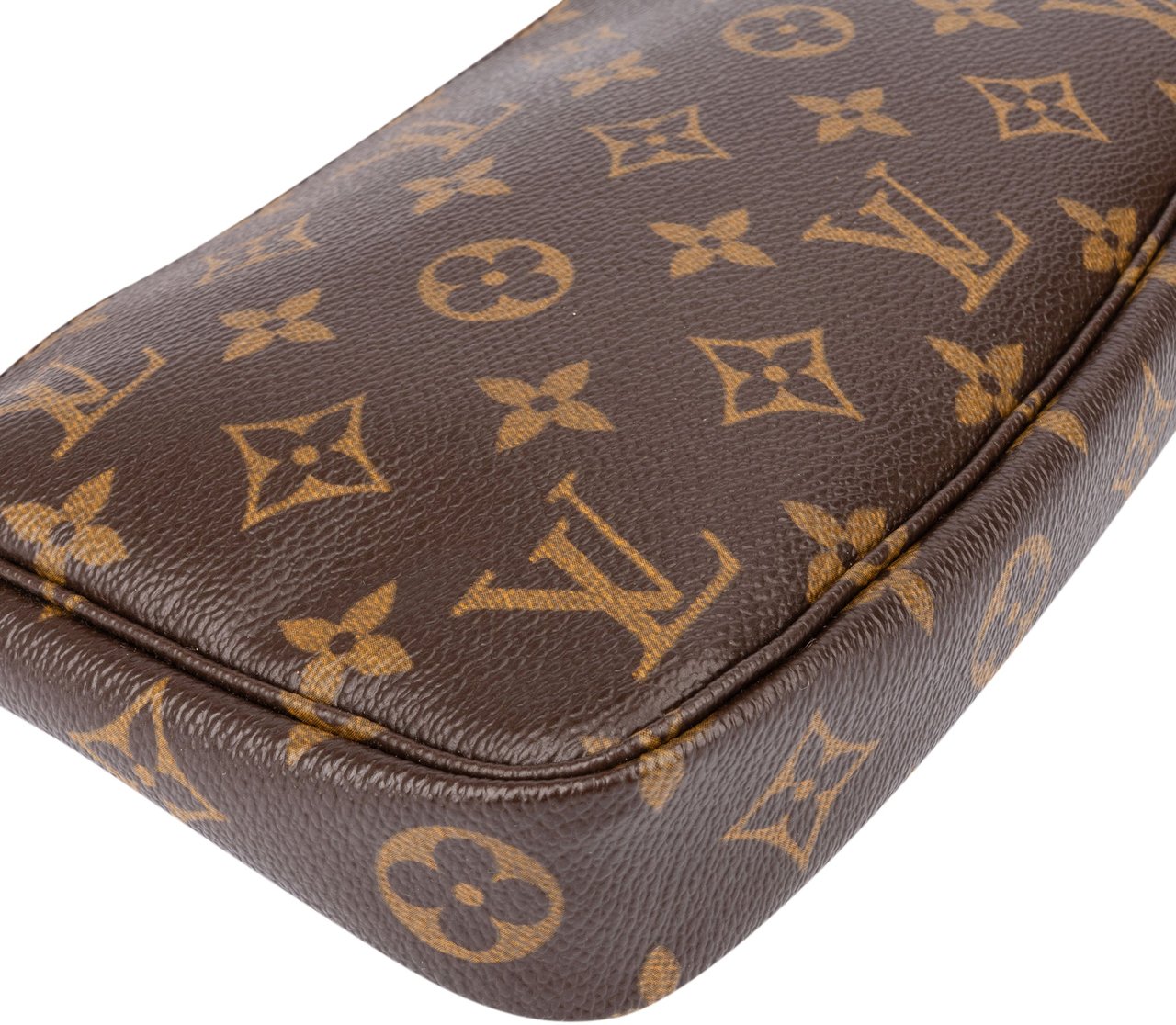 Louis Vuitton Louis Vuitton Canvas Monogram Pochette Accessoire Handbag Bruin