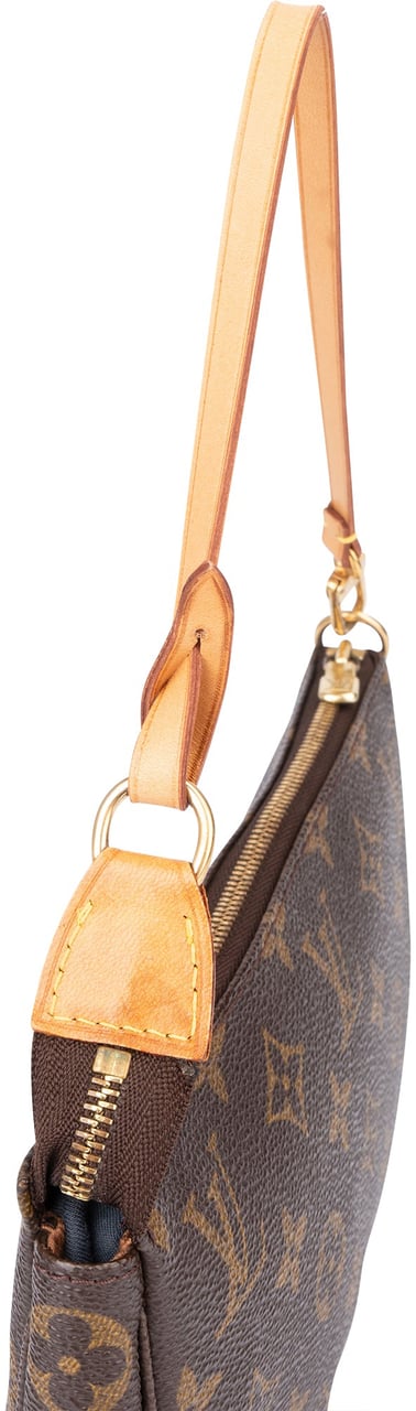 Louis Vuitton Louis Vuitton Canvas Monogram Pochette Accessoire Handbag Bruin