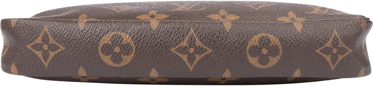 Louis Vuitton Louis Vuitton Canvas Monogram Pochette Accessoire Handbag Bruin