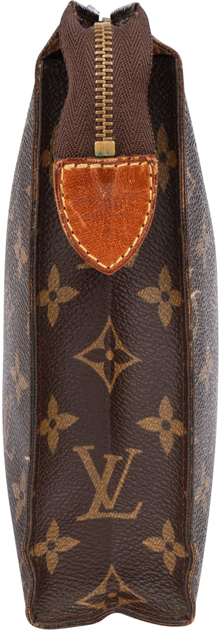 Louis Vuitton Louis Vuitton Canvas Monogram Poche Toilette 25 Clutch Bruin