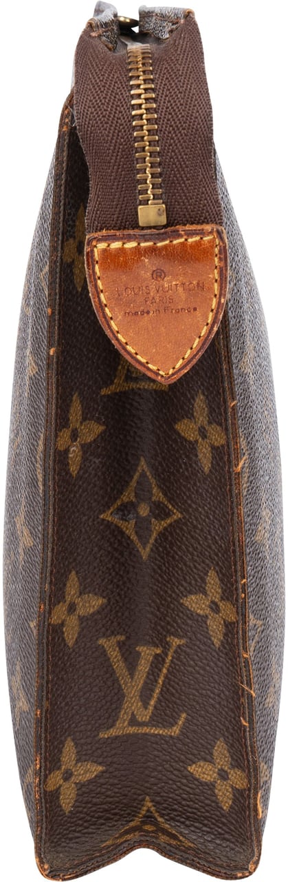 Louis Vuitton Louis Vuitton Canvas Monogram Poche Toilette 25 Clutch Bruin