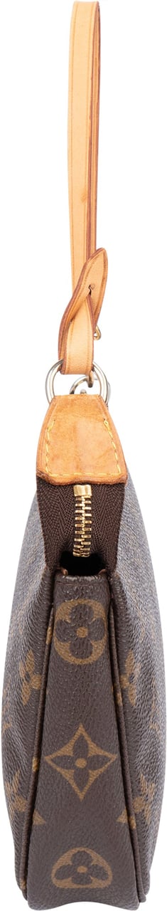 Louis Vuitton Louis Vuitton Canvas Monogram Pochette Accessoire Handbag Bruin