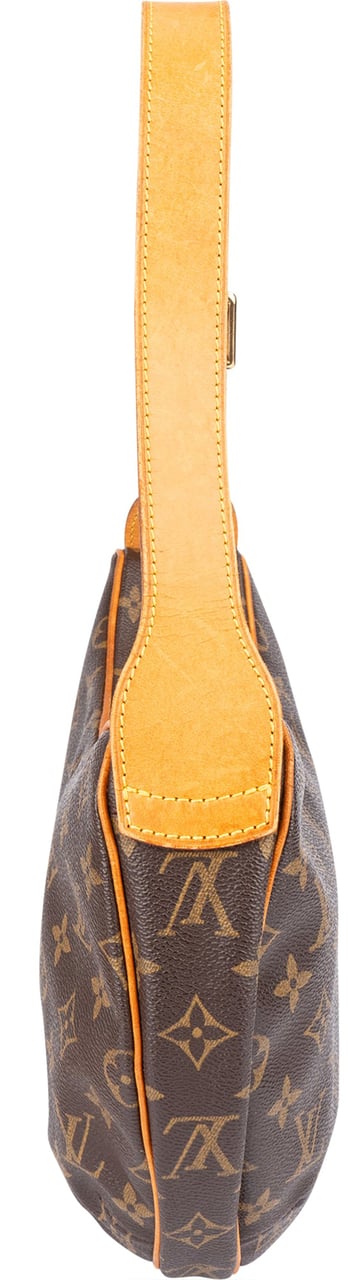 Louis Vuitton Louis Vuitton Canvas Monogram Croissant MM Shoulder Bag Bruin
