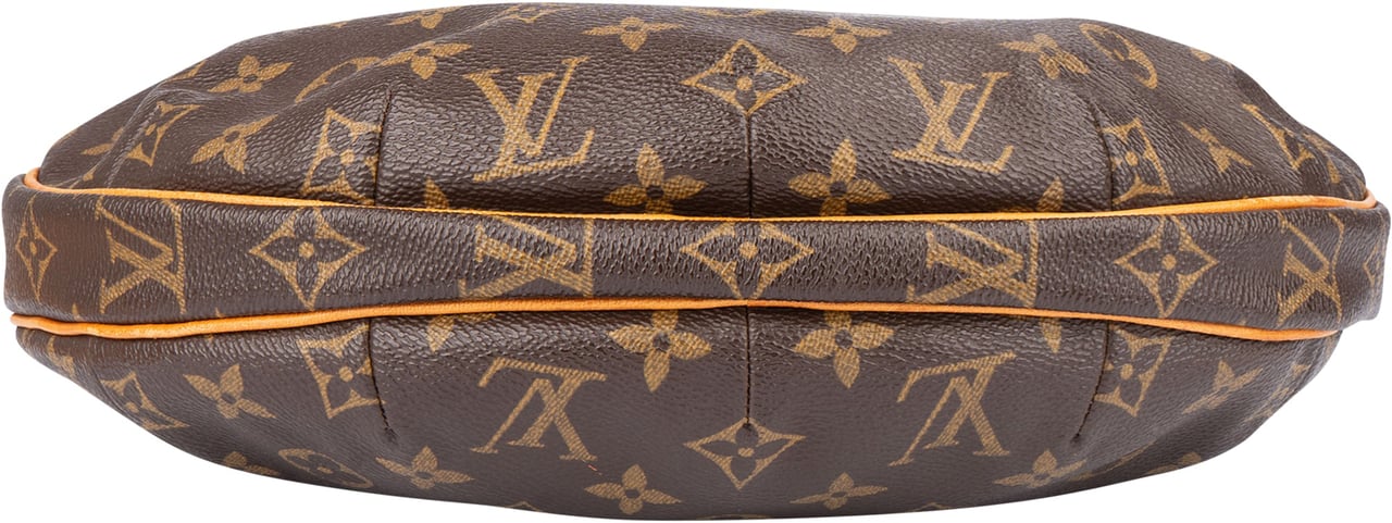 Louis Vuitton Louis Vuitton Canvas Monogram Croissant MM Shoulder Bag Bruin