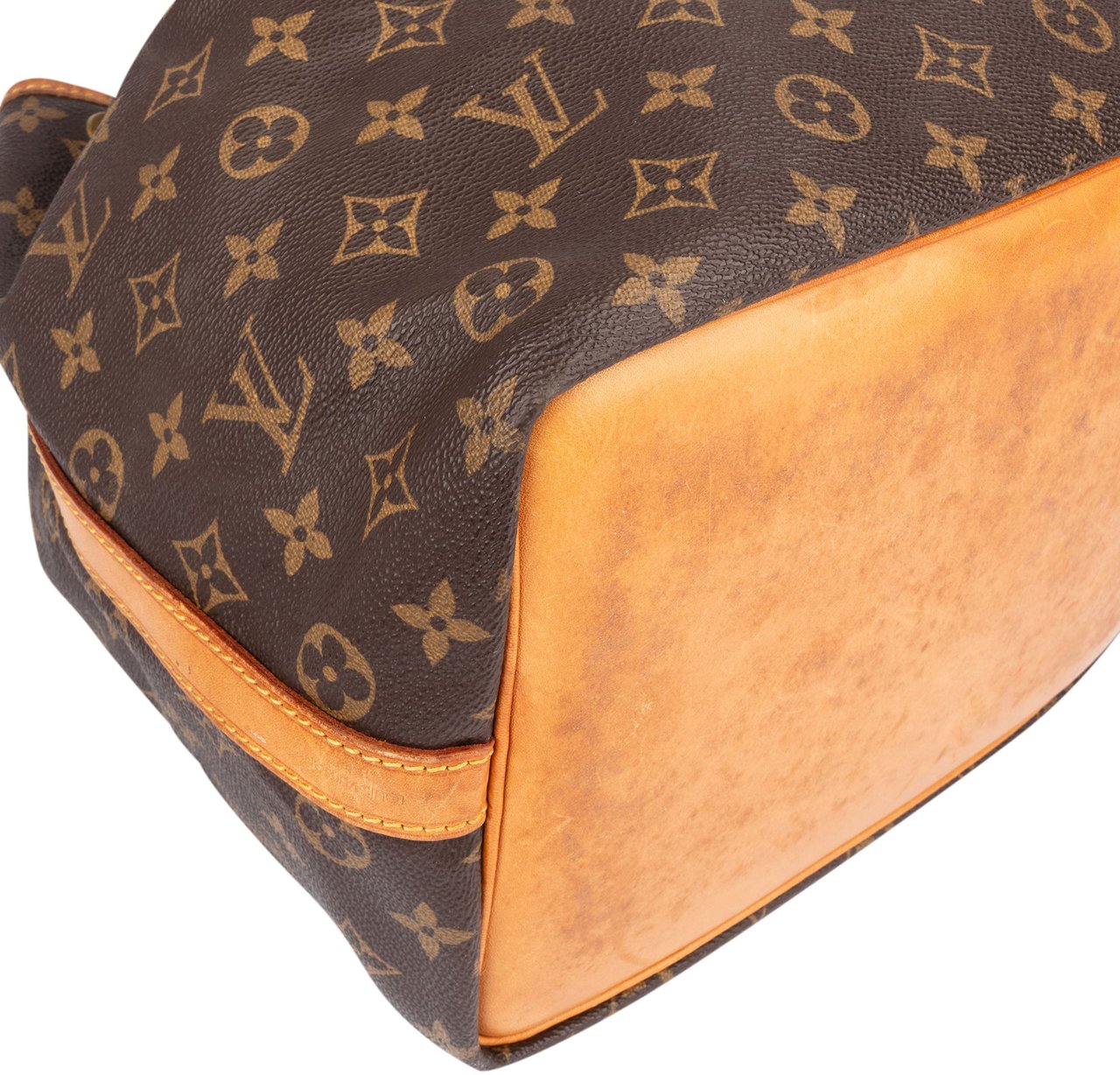 Louis Vuitton Louis Vuitton Canvas Monogram Sac Noe Petit Shoulder Bag Bruin