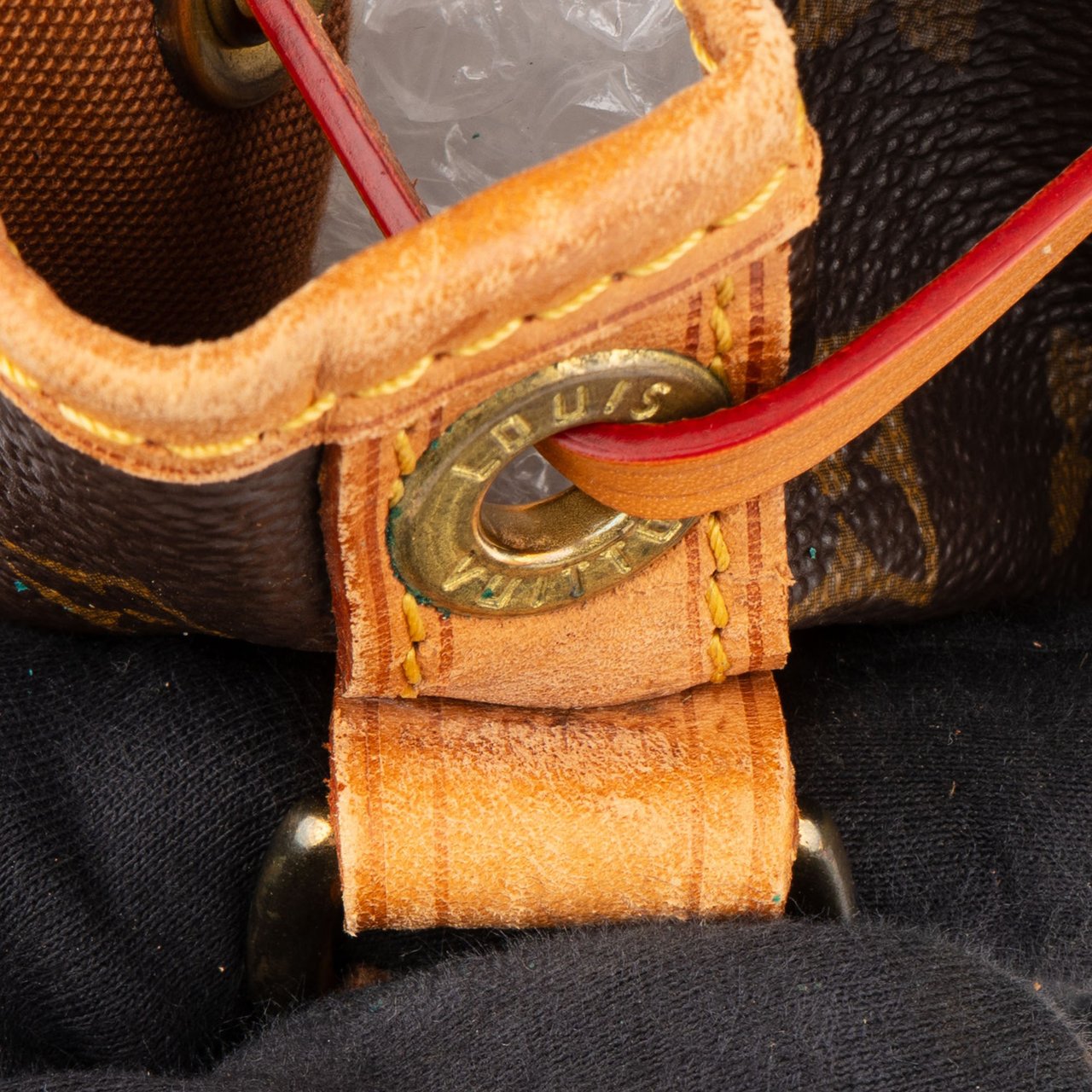 Louis Vuitton Louis Vuitton Canvas Monogram Sac Noe Petit Shoulder Bag Bruin