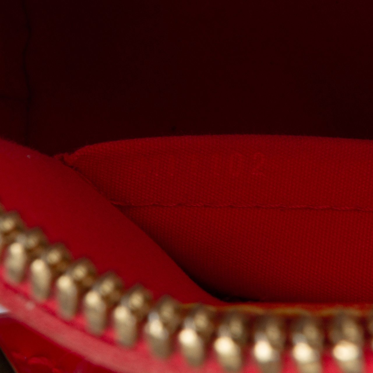 Louis Vuitton Monogram Vernis Alma BB Rood