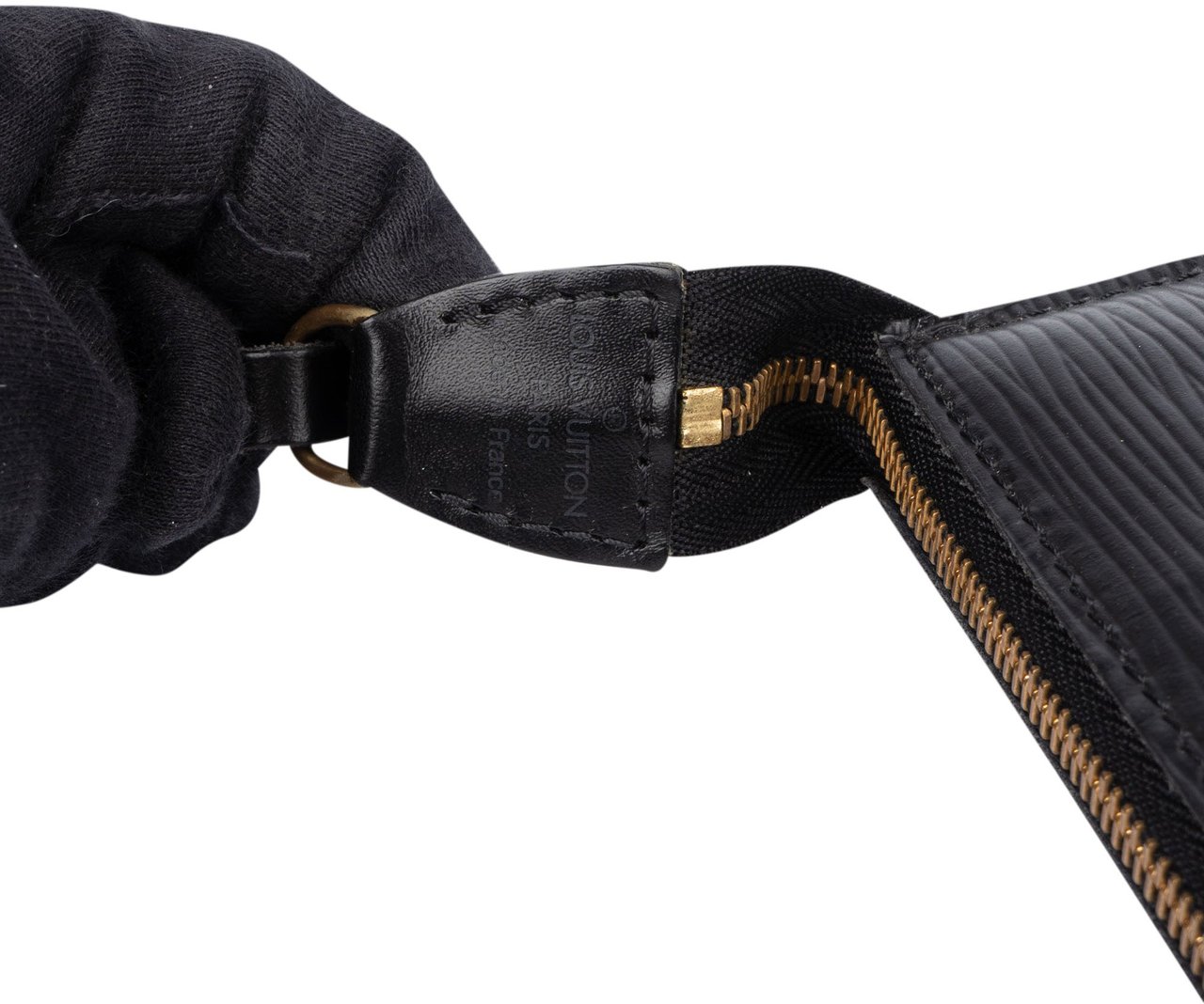 Louis Vuitton Louis Vuitton Noir Epi Leather Pochette Accessoire Handbag Zwart