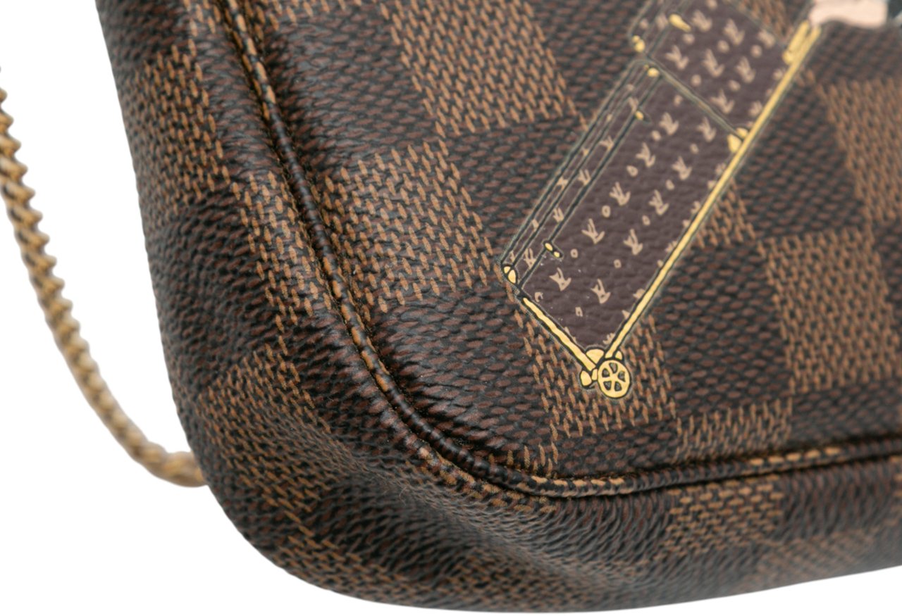 Louis Vuitton Damier Ebene Illustre Mini Pochette Accessories Bruin