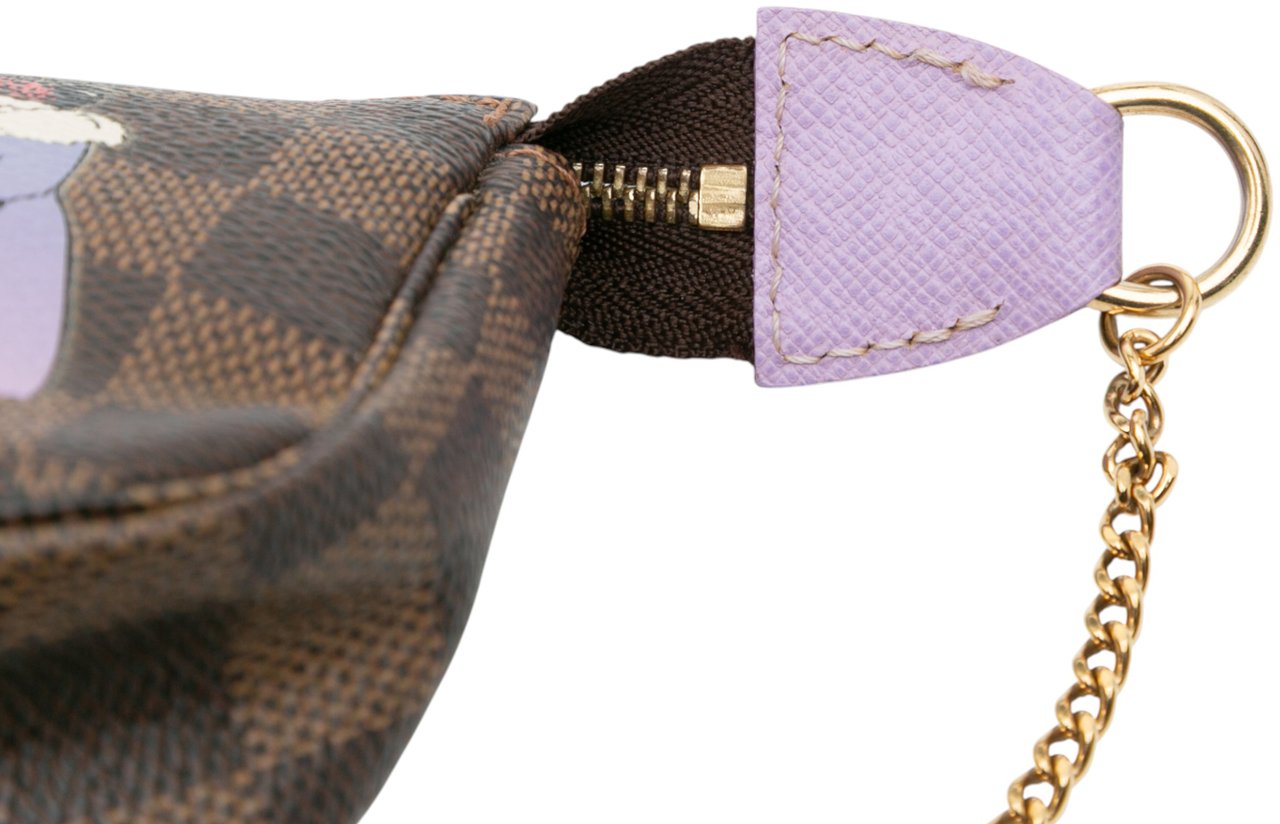 Louis Vuitton Damier Ebene Illustre Mini Pochette Accessories Bruin