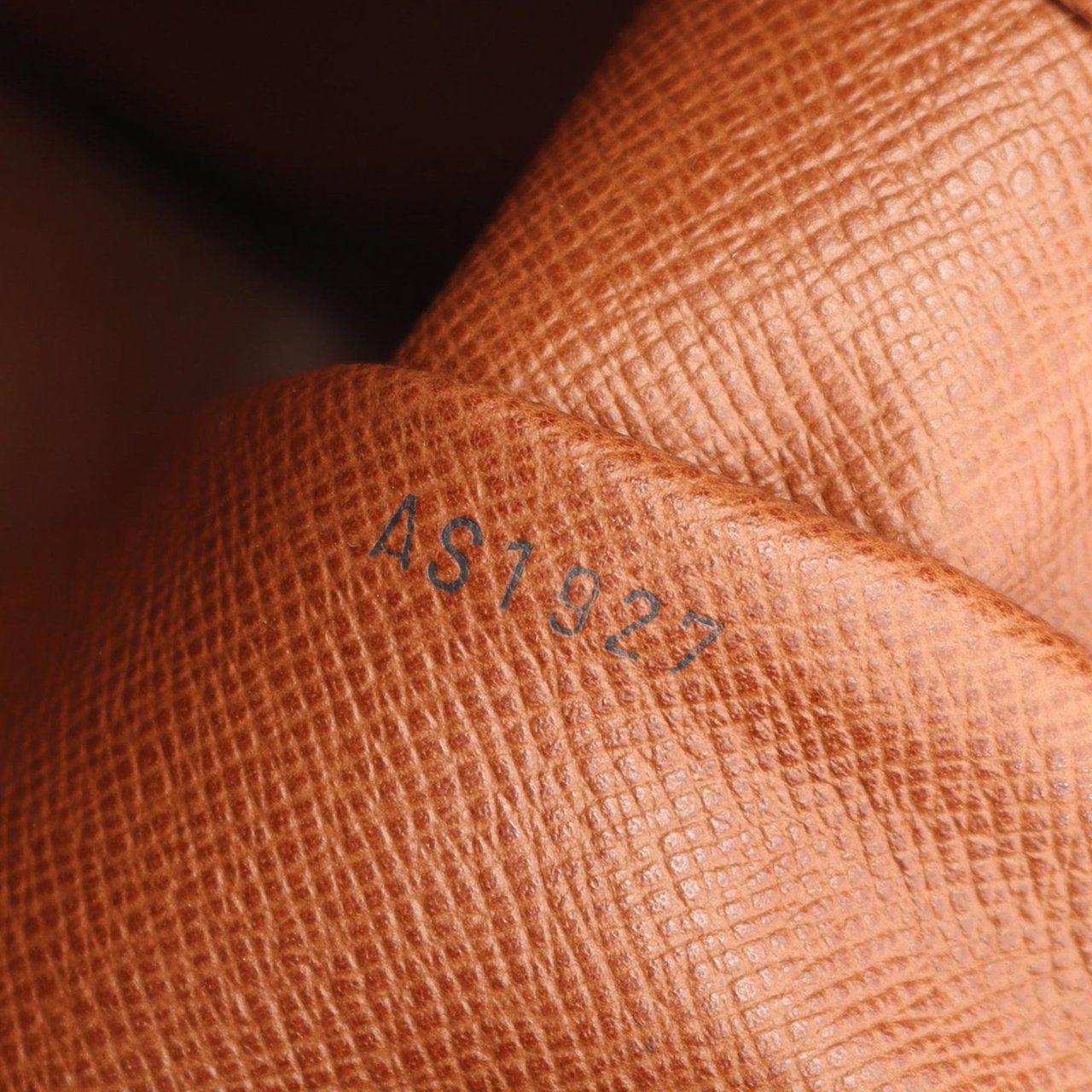 Louis Vuitton Monogram Boulogne 30 Bruin