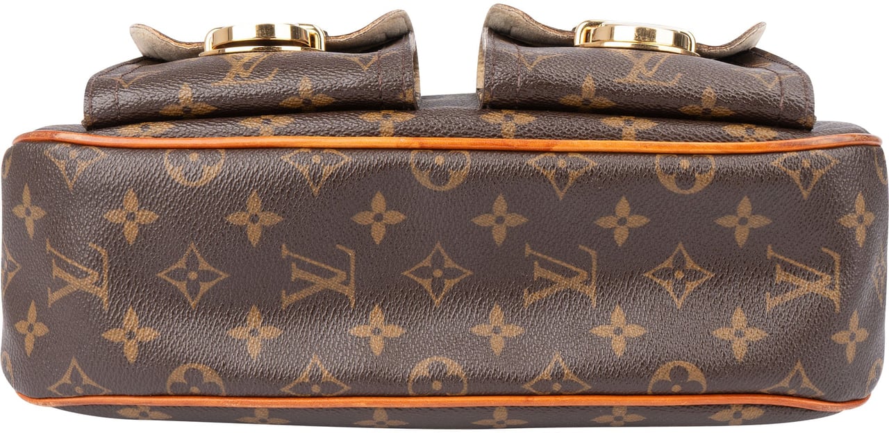 Louis Vuitton Louis Vuitton Canvas Monogram Hudson GM Crossbody Bag Bruin