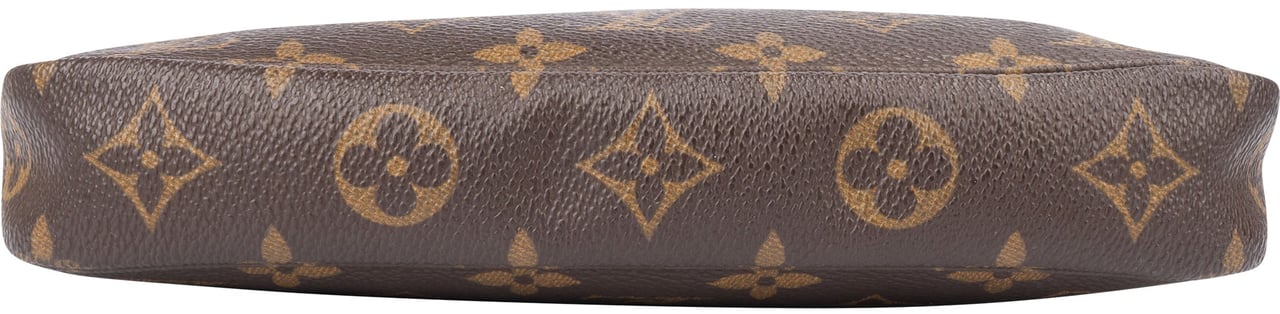 Louis Vuitton Louis Vuitton Canvas Monogram Pochette Accessoire Handbag Bruin