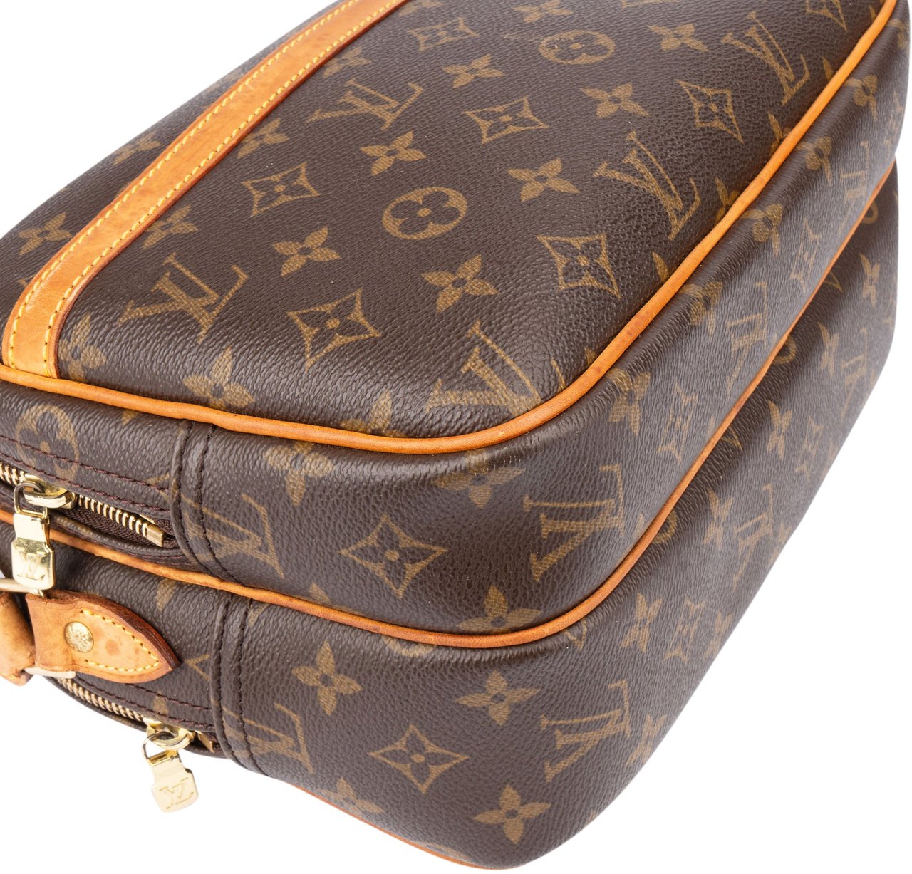 Louis Vuitton Louis Vuitton Canvas Monogram Reporter PM Crossbody Bag Bruin