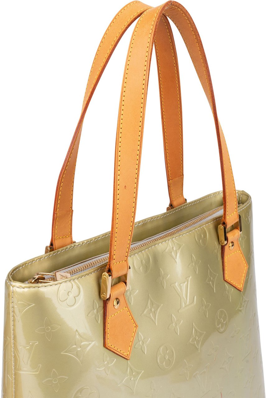 Louis Vuitton Louis Vuitton Vernis Monogram Houston Handbag Groen