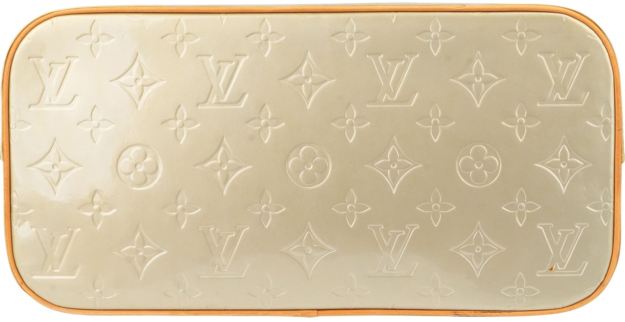 Louis Vuitton Louis Vuitton Vernis Monogram Houston Handbag Groen