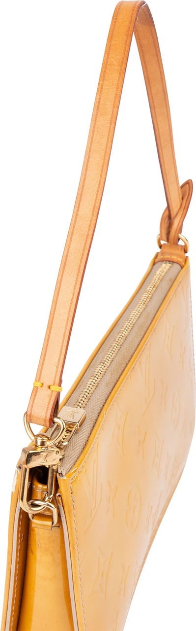 Louis Vuitton Louis Vuitton Yellow Vernis Monogram Lexington Handbag Geel
