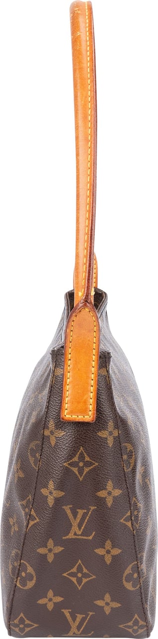 Louis Vuitton Louis Vuitton Canvas Monogram Looping MM Shoulder Bag Bruin