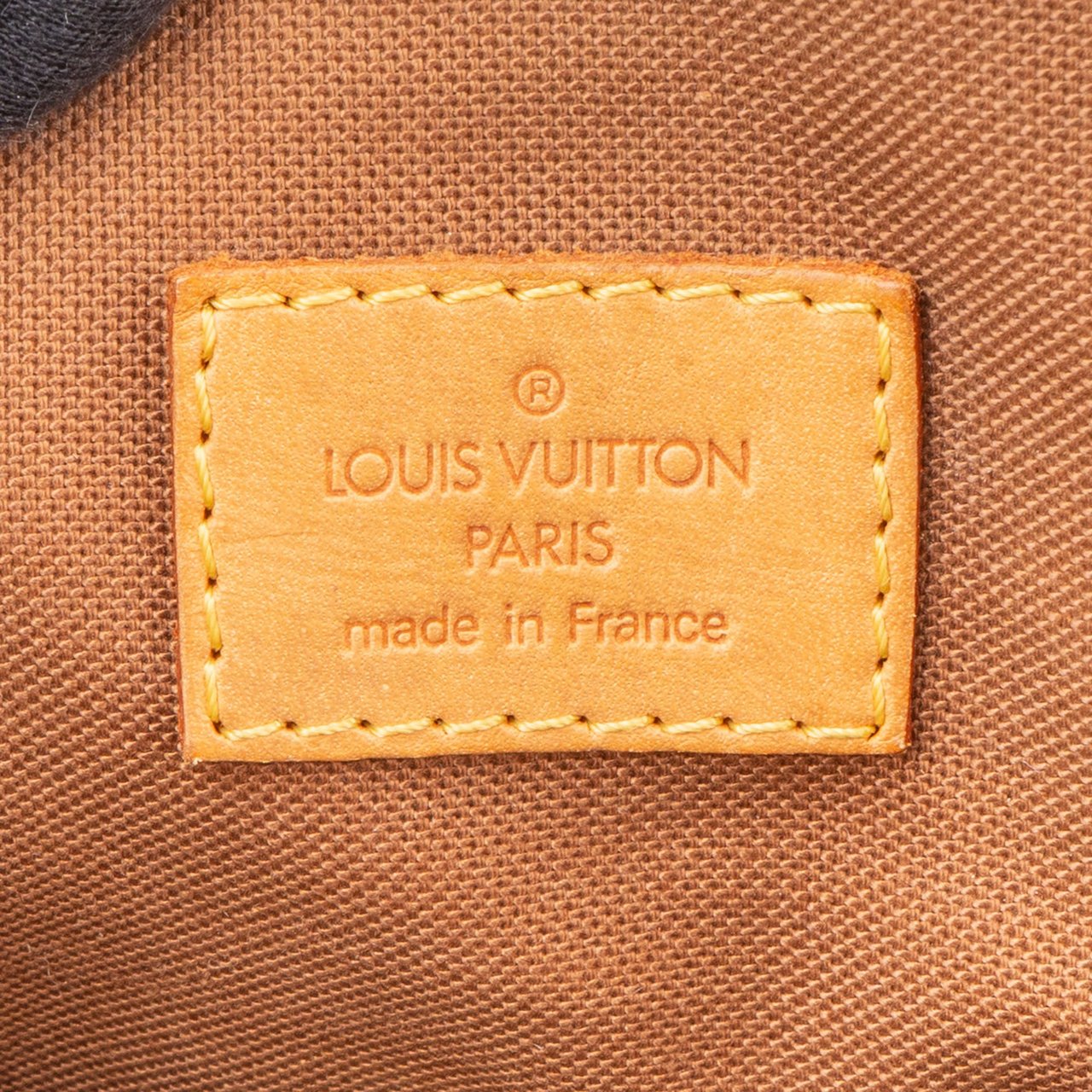 Louis Vuitton Louis Vuitton Canvas Monogram Vertical Batignolles PM Handbag Bruin