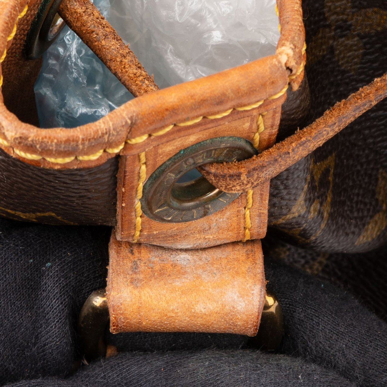 Louis Vuitton Louis Vuitton Canvas Monogram Sac Noe Petit Shoulder Bag Bruin