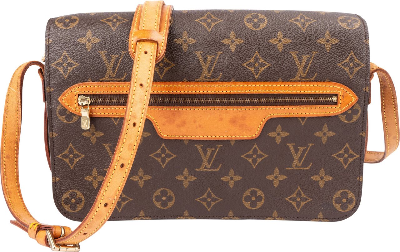 Louis Vuitton Louis Vuitton Canvas Monogram Saint Germain GM Crossbody Bag Bruin