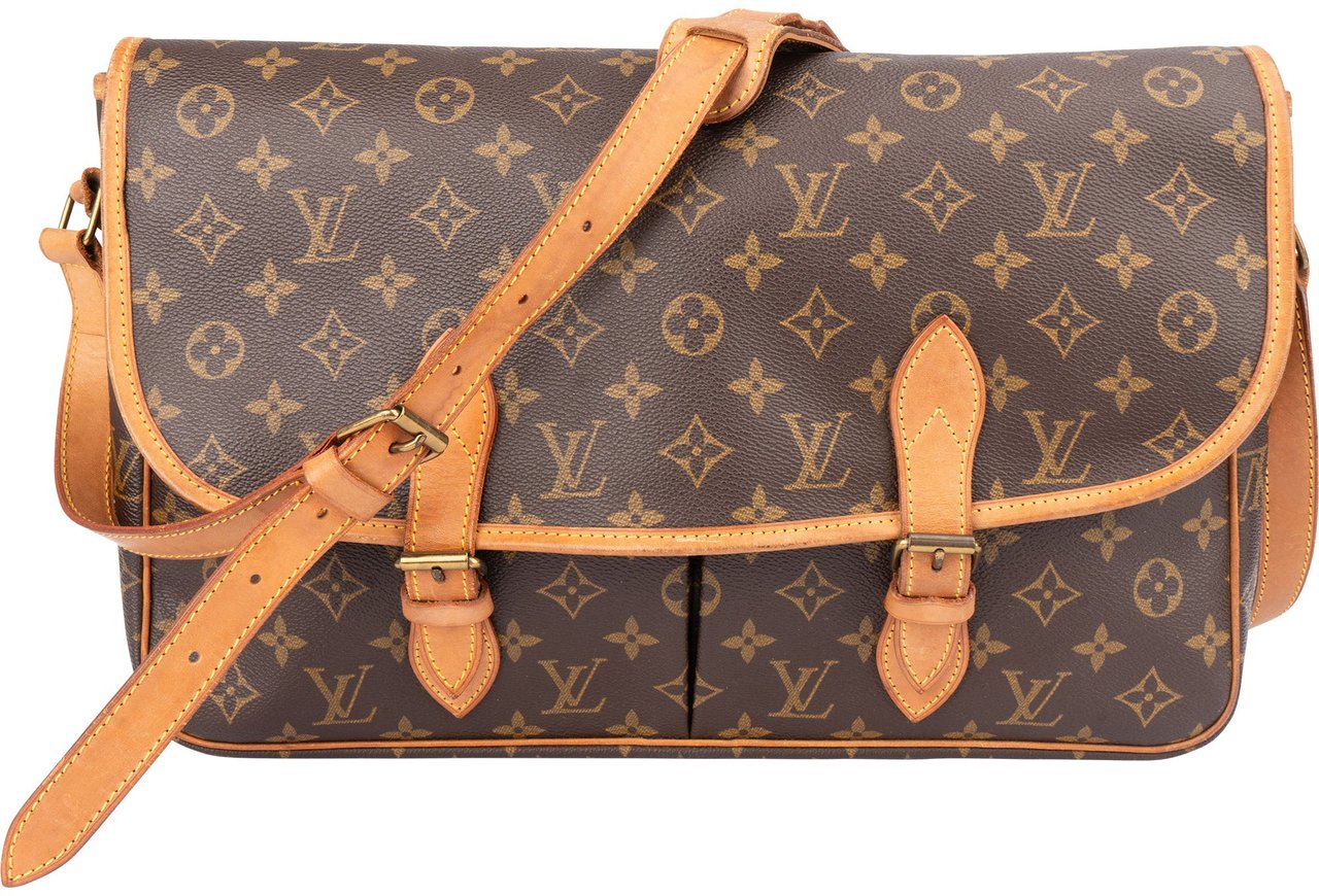 Louis Vuitton Louis Vuitton Canvas Monogram Gibeciere Crossbody Bag Bruin
