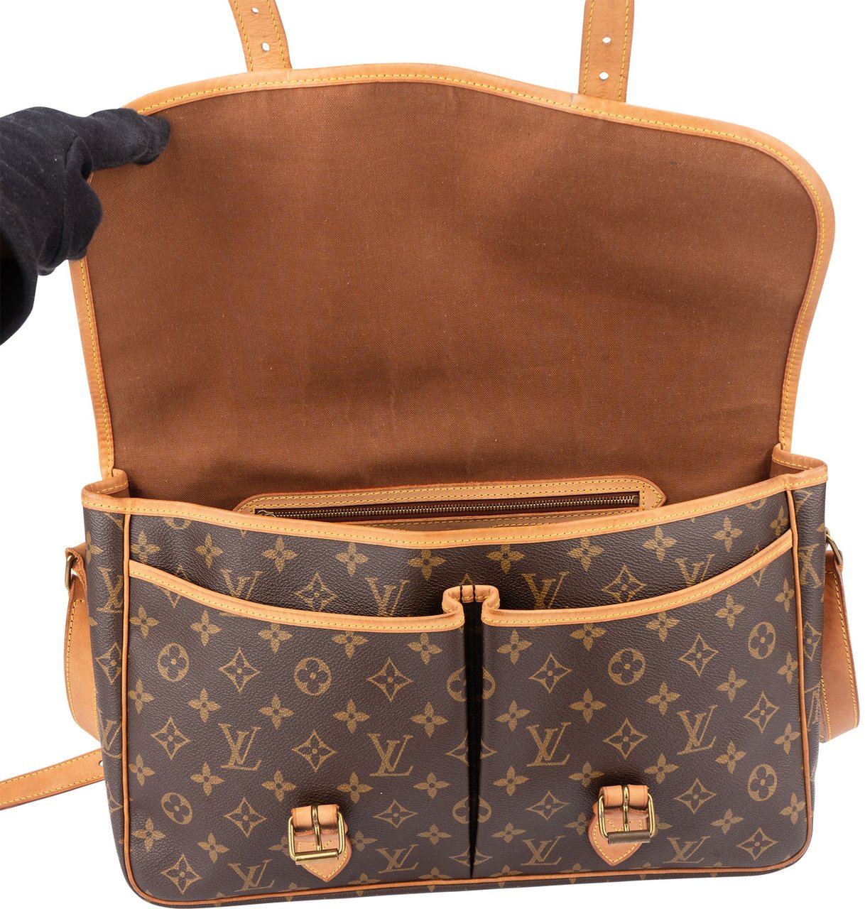 Louis Vuitton Louis Vuitton Canvas Monogram Gibeciere Crossbody Bag Bruin