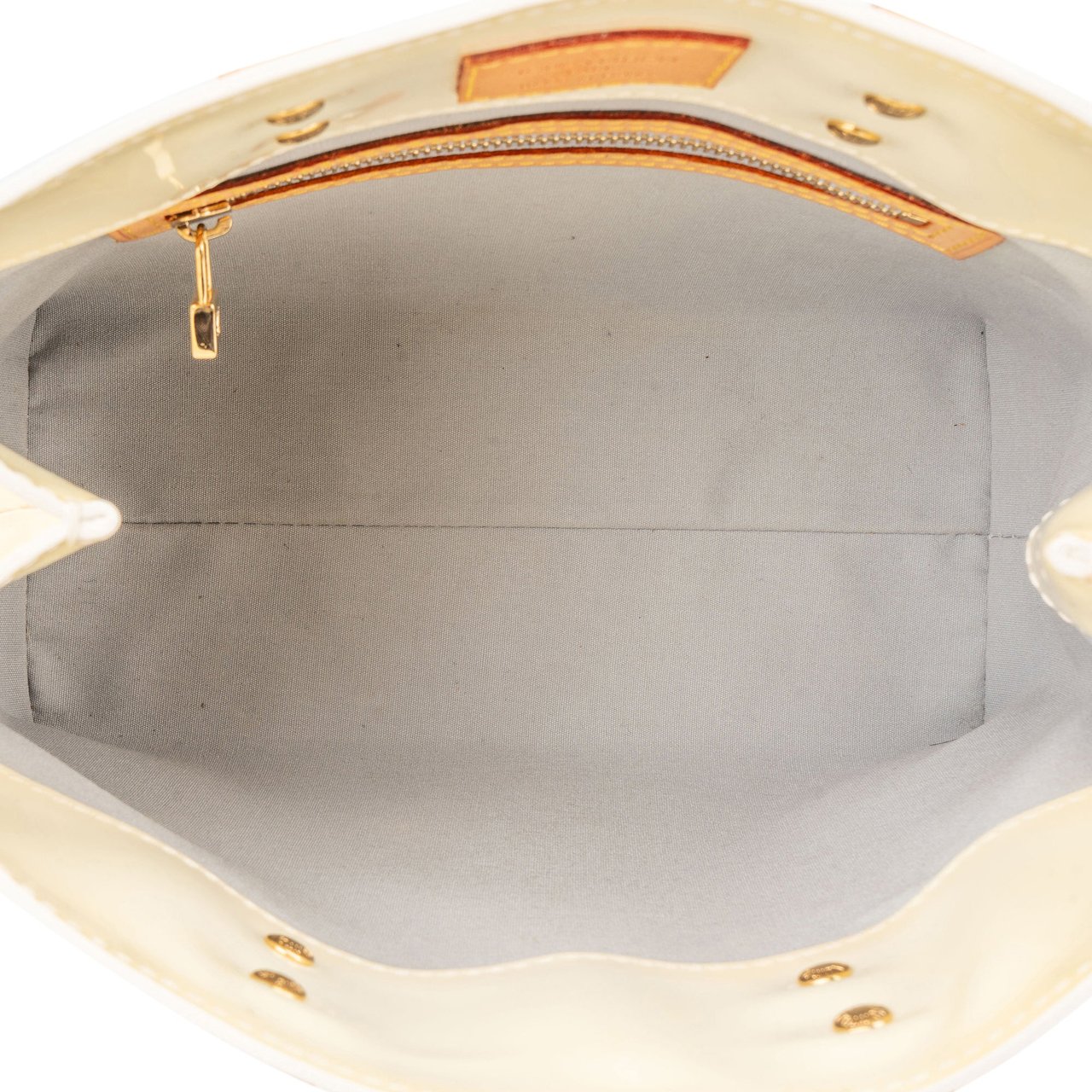 Louis Vuitton Louis Vuitton Vernis Monogram Reade PM Handbag Divers