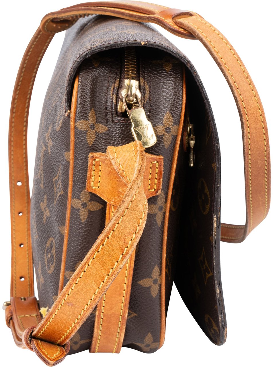 Louis Vuitton Louis Vuitton Canvas Monogram Saint Germain GM Crossbody Bag Bruin
