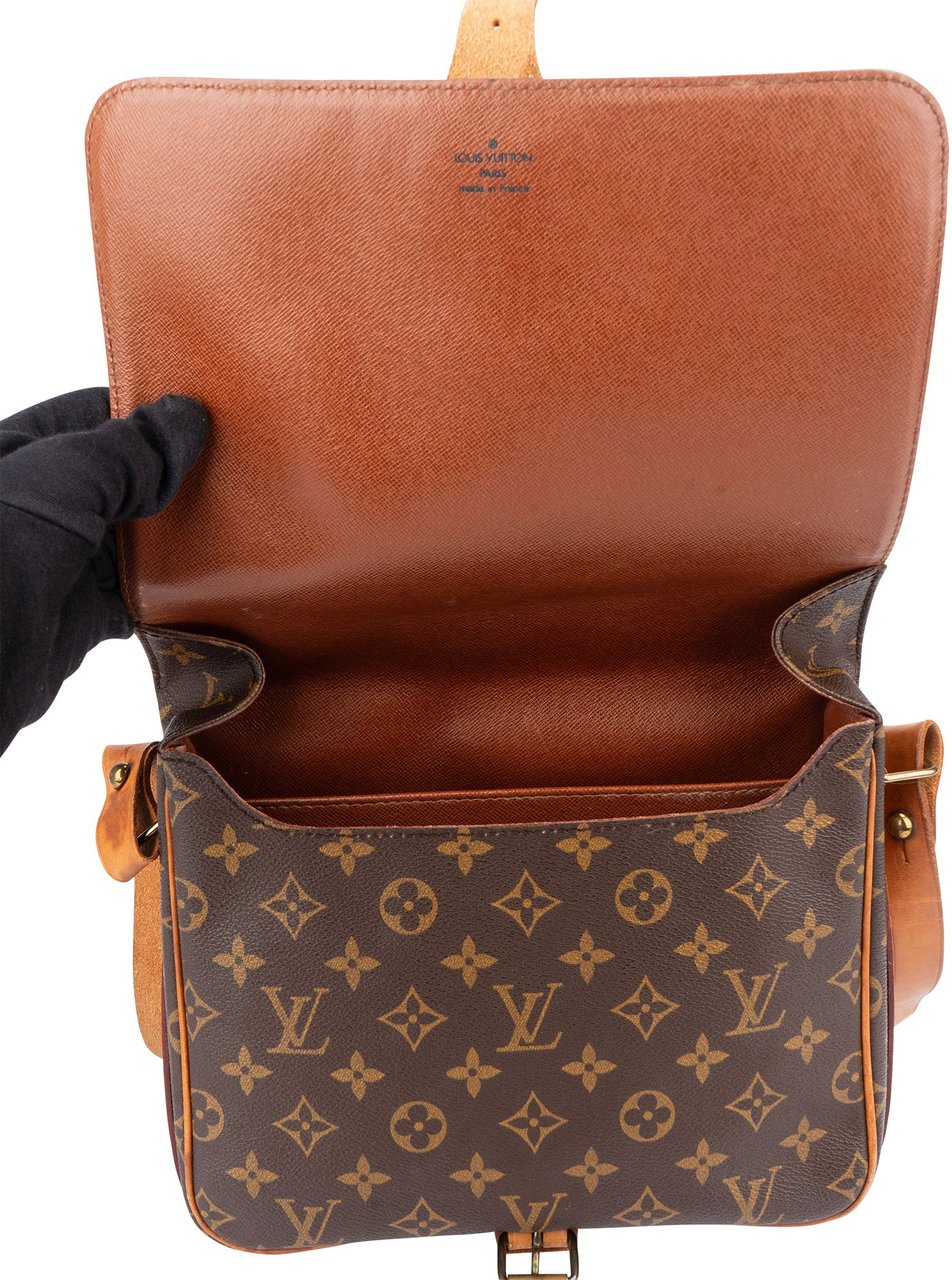 Louis Vuitton Louis Vuitton Canvas Monogram Cartouchiere GM Crossbody Bag Bruin