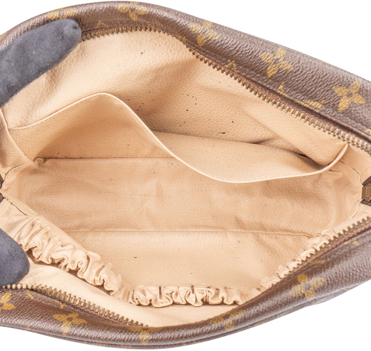 Louis Vuitton Louis Vuitton Canvas Monogram Trousse Toilette 23 Clutch Bruin