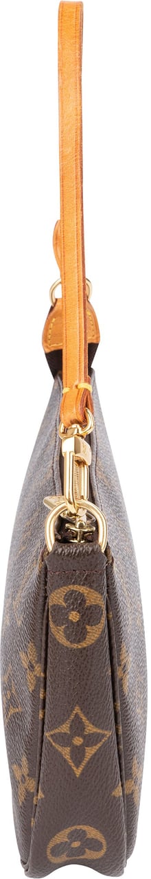 Louis Vuitton Louis Vuitton Canvas Monogram Pochette Accessoire Handbag Bruin