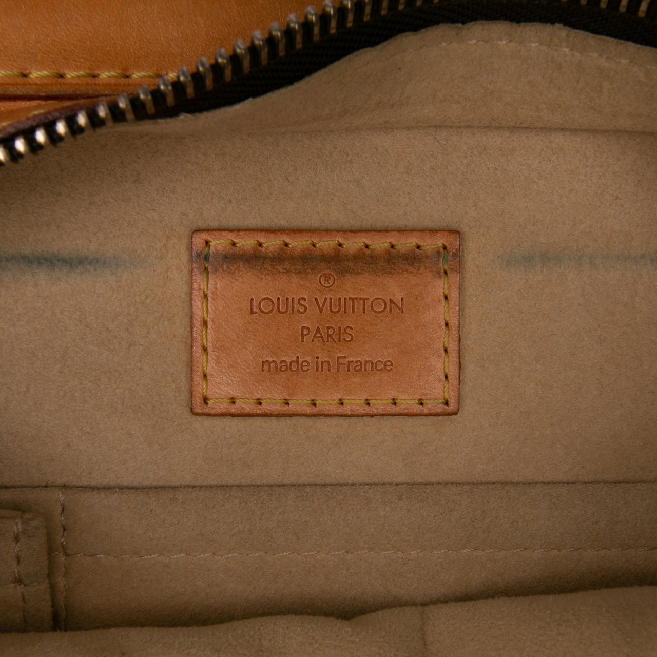 Louis Vuitton Monogram Hudson GM Bruin