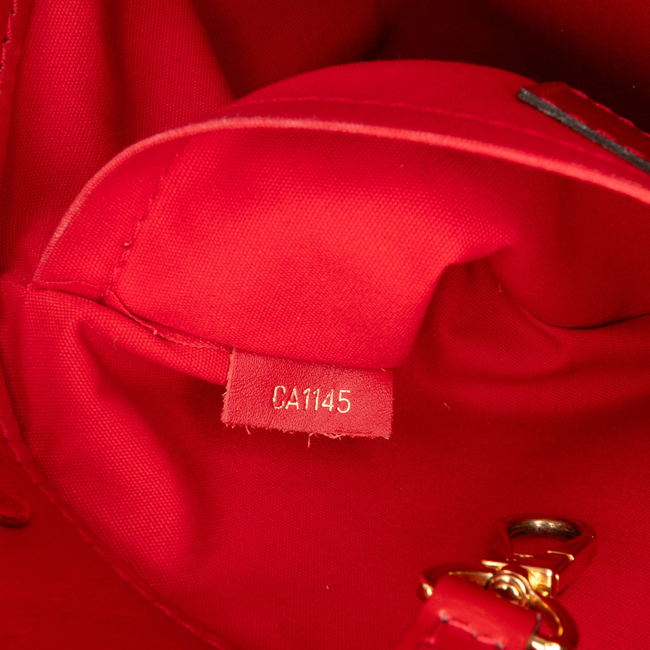 Louis Vuitton Monogram Vernis Montaigne BB Rood