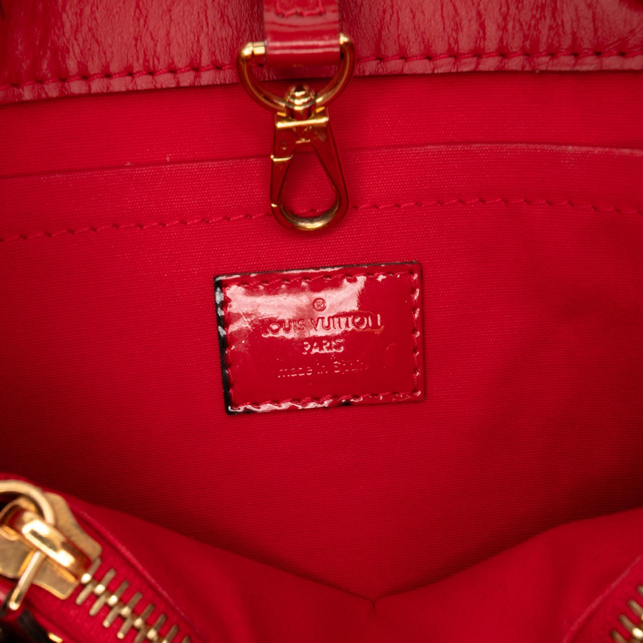 Louis Vuitton Monogram Vernis Montaigne BB Rood