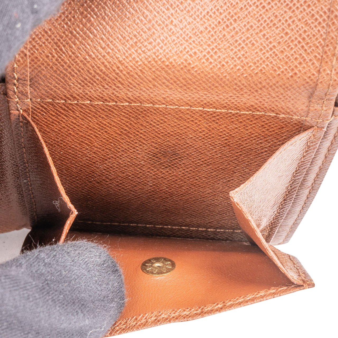 Louis Vuitton Louis Vuitton Canvas Monogram Marco Wallet Divers