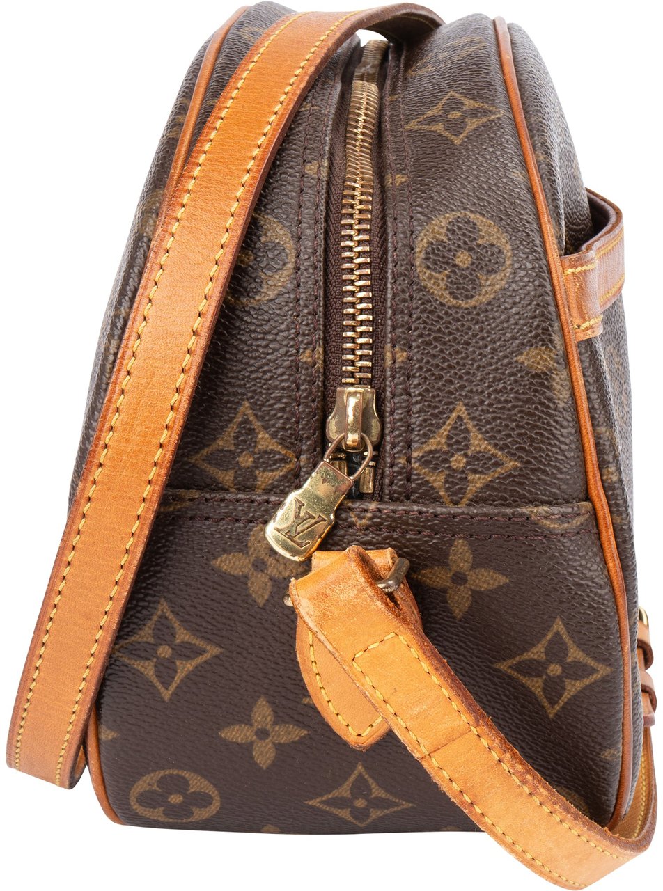 Louis Vuitton Louis Vuitton Canvas Monogram Blois Crossbody Bag Bruin