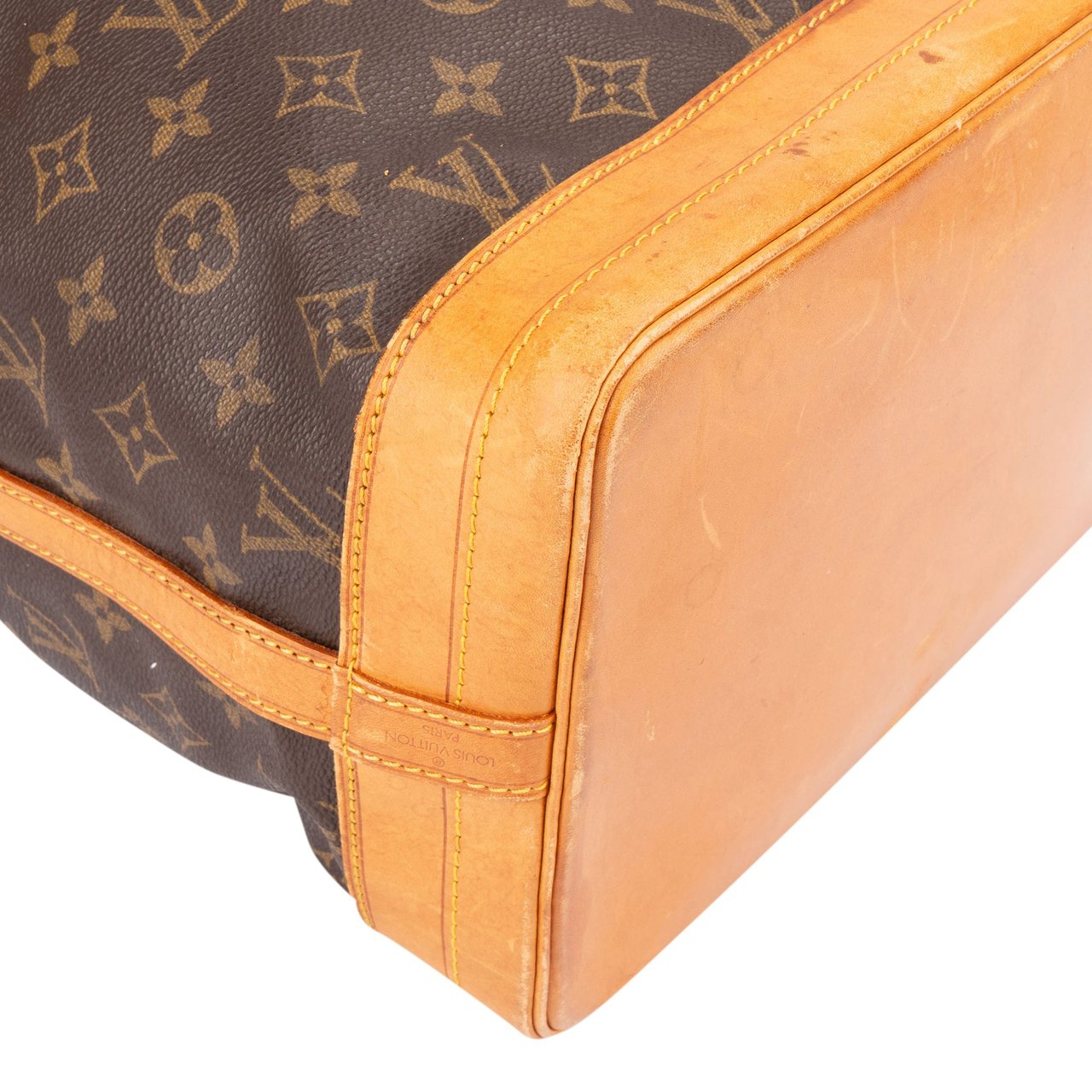 Louis Vuitton Louis Vuitton Canvas Monogram Sac Noe Grande Shoulder Bag Bruin