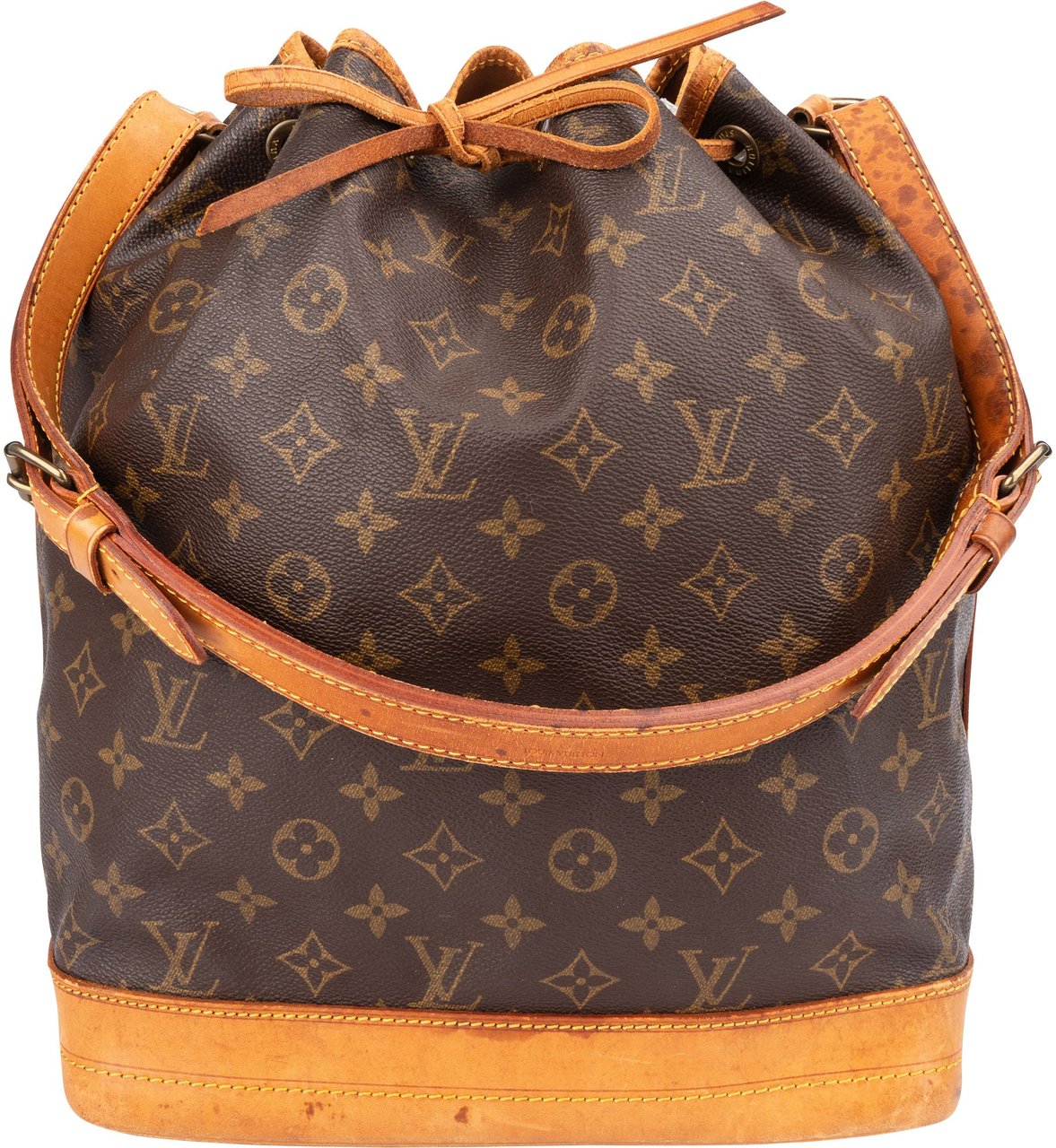Louis Vuitton Louis Vuitton Canvas Monogram Sac Noe Grande Shoulder Bag Bruin