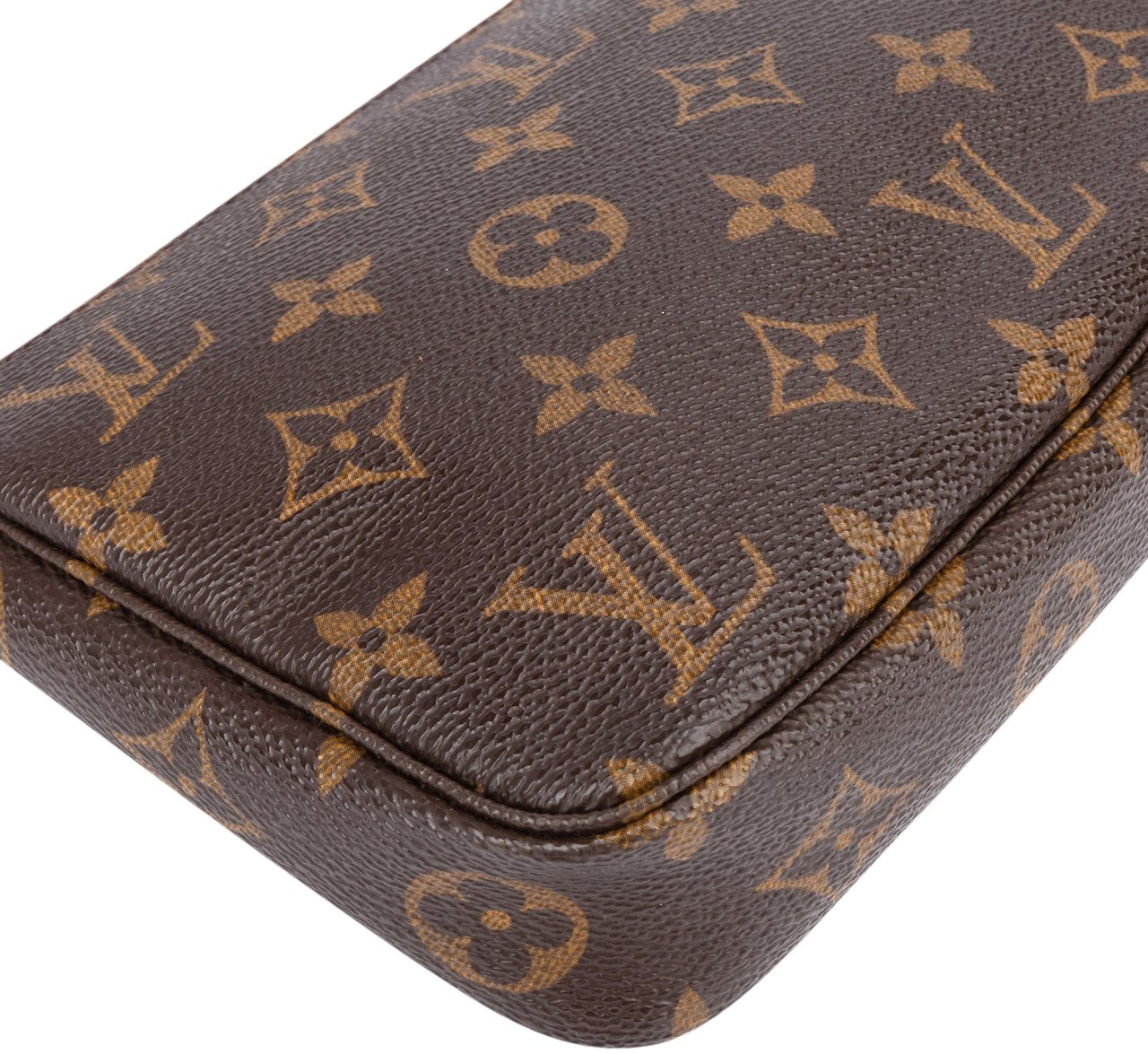 Louis Vuitton Louis Vuitton Canvas Monogram Pochette Accessoire Handbag Bruin