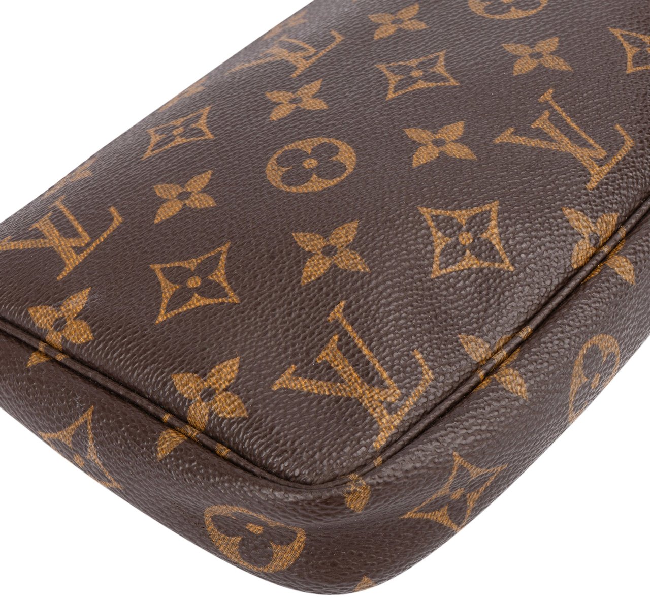 Louis Vuitton Louis Vuitton Canvas Monogram Pochette Accessoire Handbag Bruin