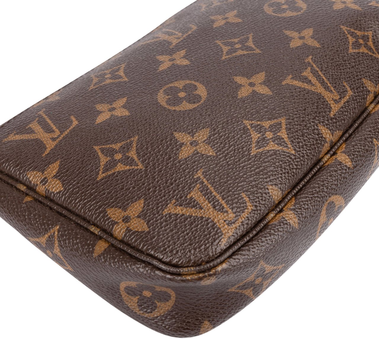 Louis Vuitton Louis Vuitton Canvas Monogram Pochette Accessoire Handbag Bruin