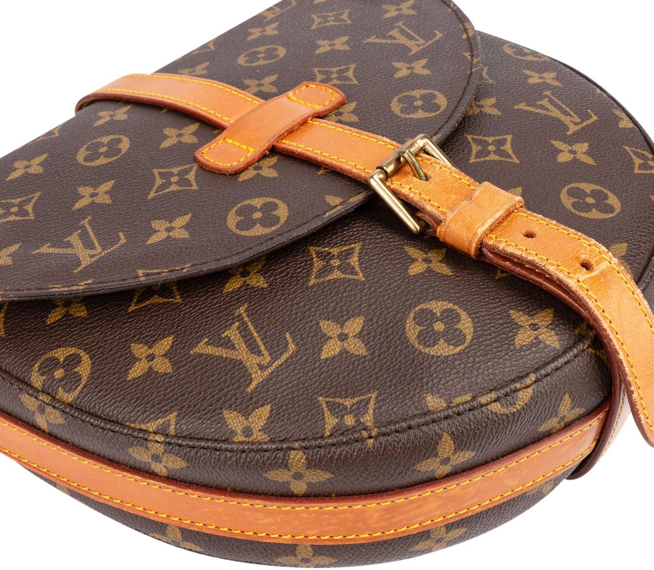 Louis Vuitton Louis Vuitton Canvas Monogram Chantilly GM Crossbody Bag Bruin