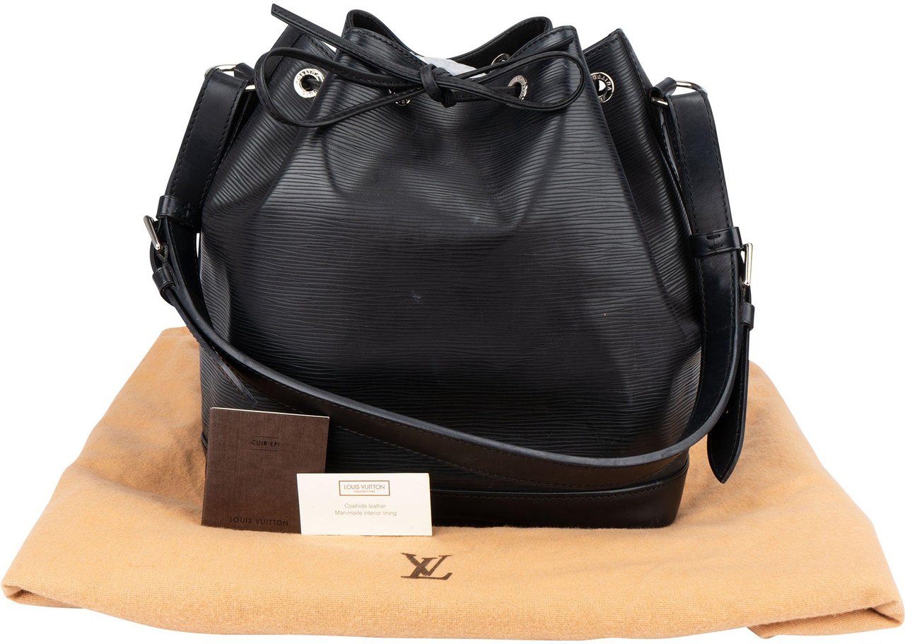 Louis Vuitton Louis Vuitton Noir Epi Leather NM Sac Noe Petit Shoulder Bag Zwart