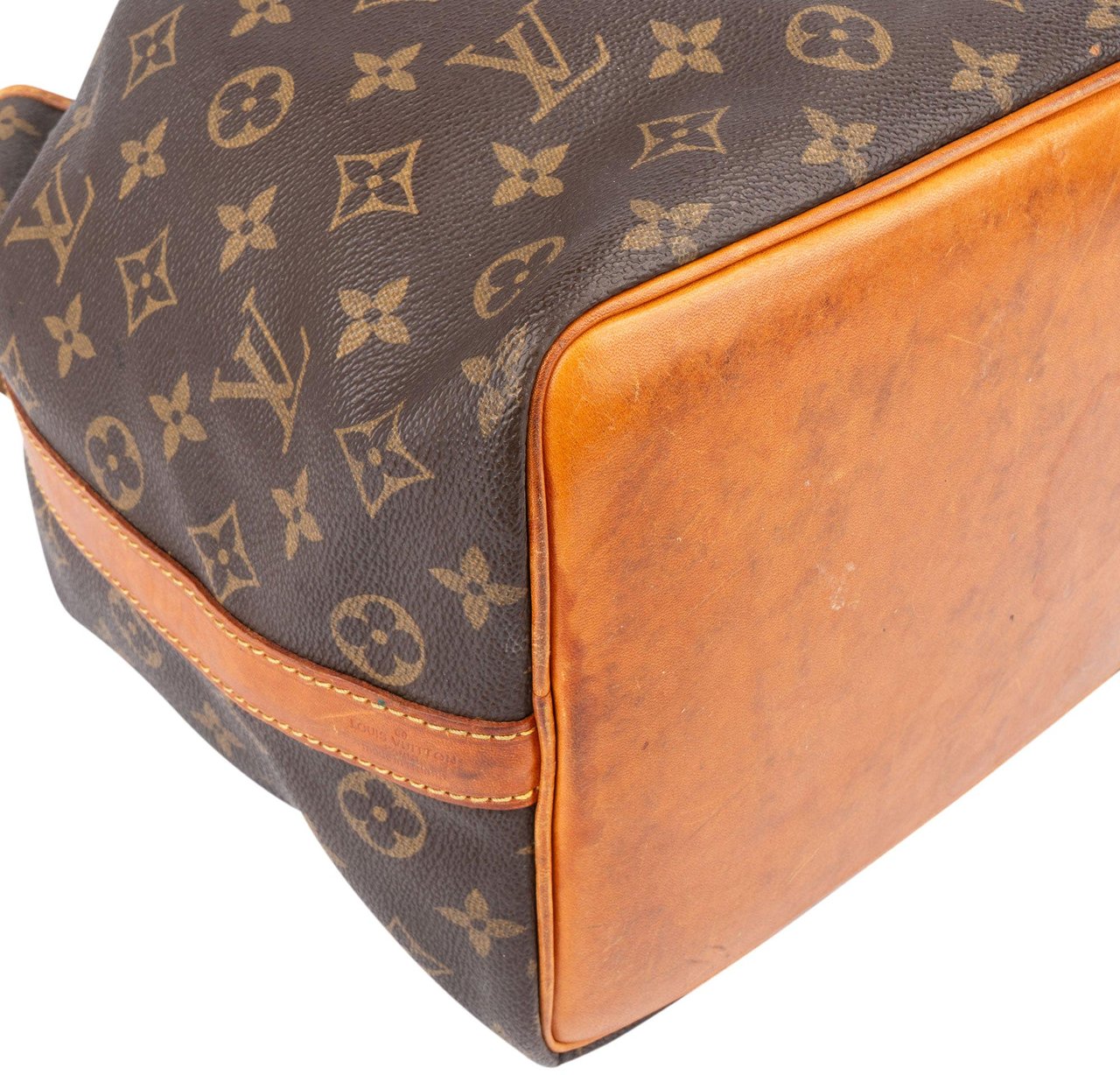 Louis Vuitton Louis Vuitton Canvas Monogram Sac Noe Petit Shoulder Bag Bruin